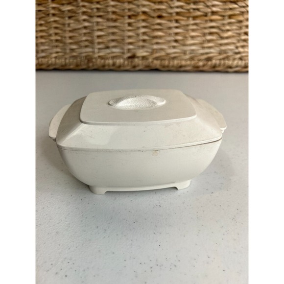 White Plastic Mini Bowl with Lid Dinnerware Collectable Home‎ Decor 6" - Picture 3 of 6